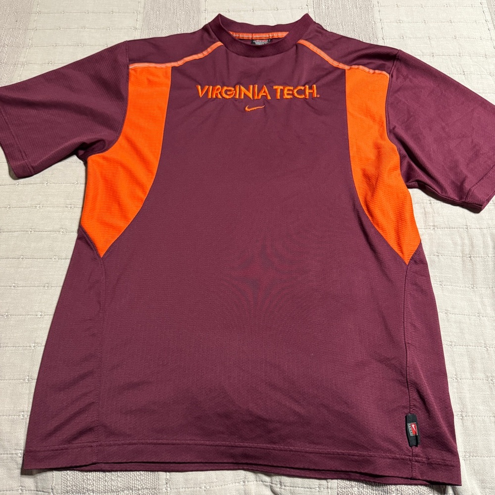 Vintage Nike Virginia Tech Hokies DriFit NCAA Maroon Orange Shirt Size M College